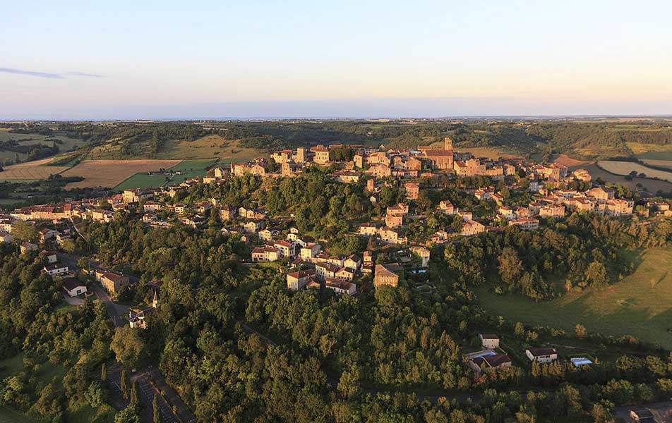 location camping cordes sur ciel